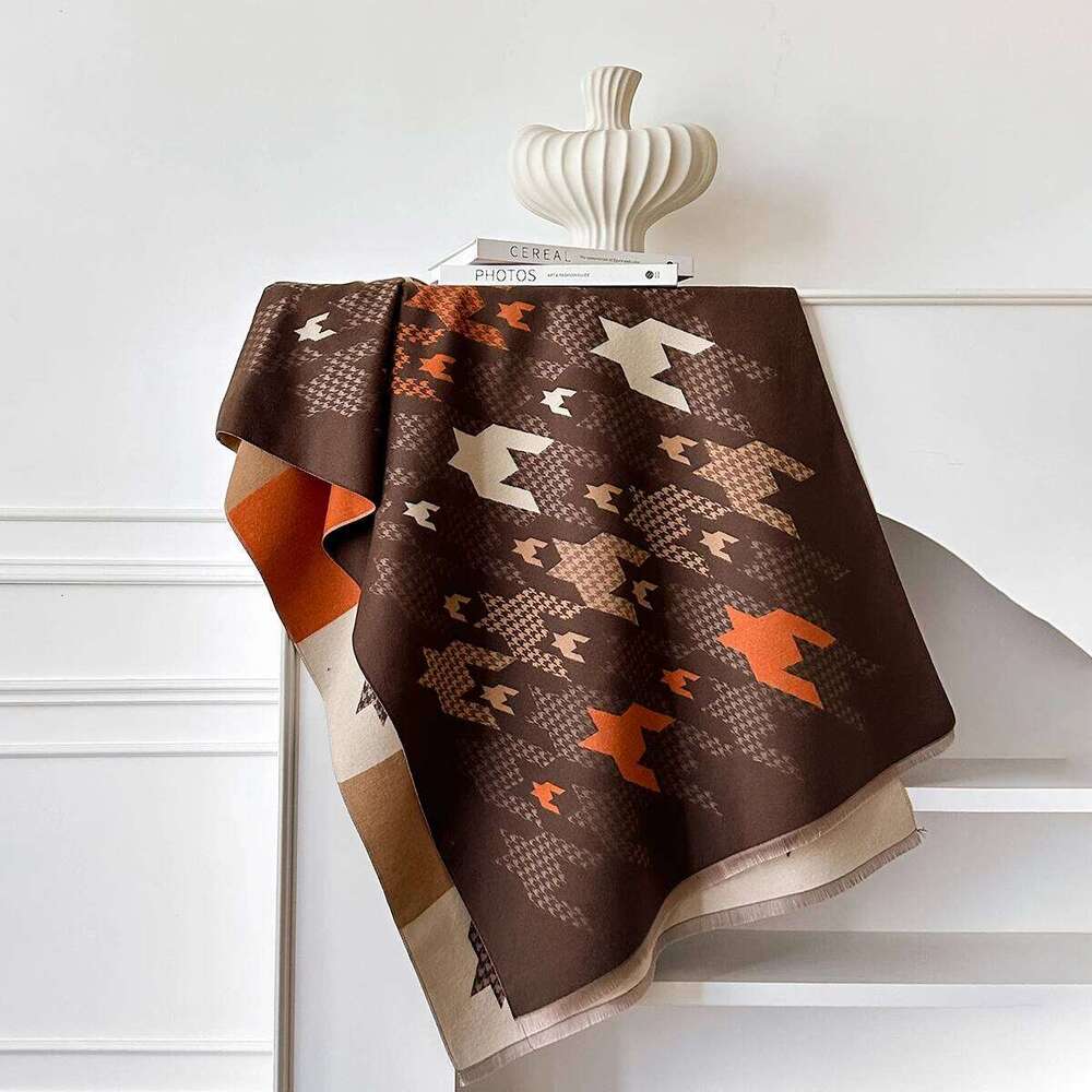 Women's Autumn Winter High-End Fashionable Scarves Versatile Printing Warm Air Conditioner Shawl Necklace Poncho Wrap Scraf Z260226