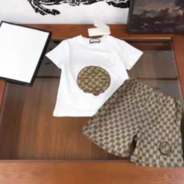 Fashion style discount kid designer clothe Brand Baby Kids good quality Clothing Sets Classic Brand Clothes Suits Childrens Summer Lettered Shorts Shirt