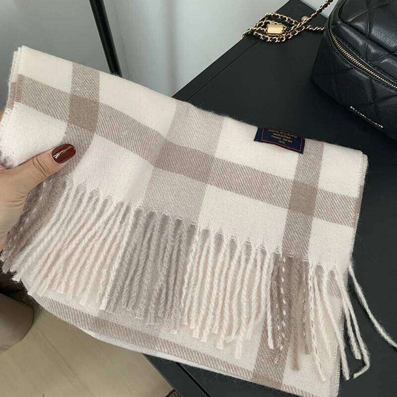 Luxury Brand Classic England Style for Women Scarf Fashion Stripe Plaid Scarves Tassel Shawls Pashmina Lady Wrap Poncho Stoles Z260226