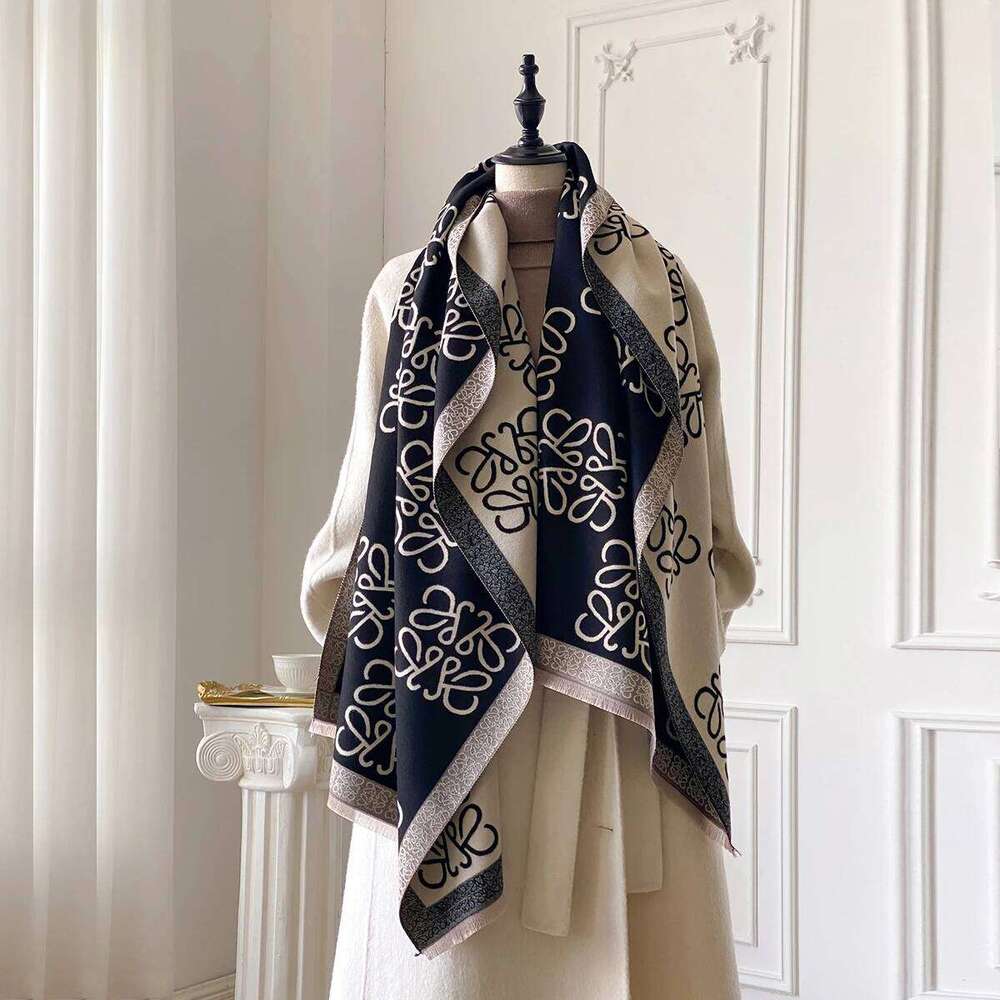 2025 New Women's Warm Simple Imitation Cashmere Scarf Thick Shawl Jacquard Fashion Autumn and Winter Z260226