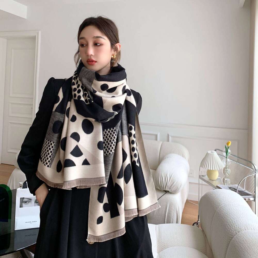 Winter Women's Luxury Design Warm Scarf Shawl Z260226