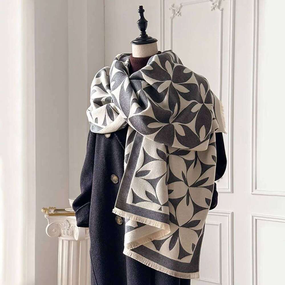 2025 Winter Warm Luxury Cashmere Pashmina Scarf For Women Thick Shawl Wrap Neckerchief Fashion Bufanda Echarpe Poncho Blanket Z260226
