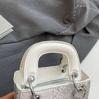 2026 new trendy small square handbags Fashionable Snake Print Shoulder Bag with Premium Feel Crossbody Bag for women fashion versatile Mini Lipstick C