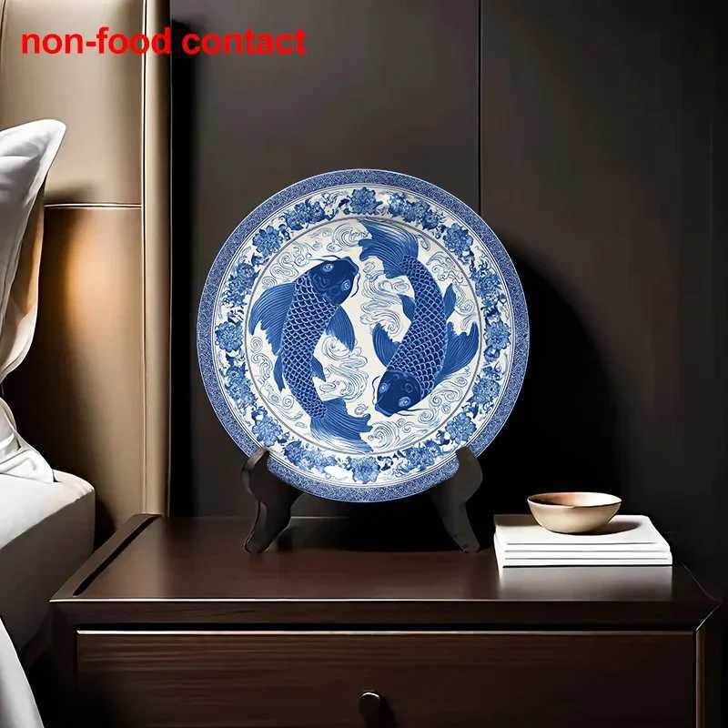 Decor Plate Vintage Chinese Porcelain Koi Fish 8-Inch Round Blue and White Ceramic Hanging Art with Intricate KoiT260227