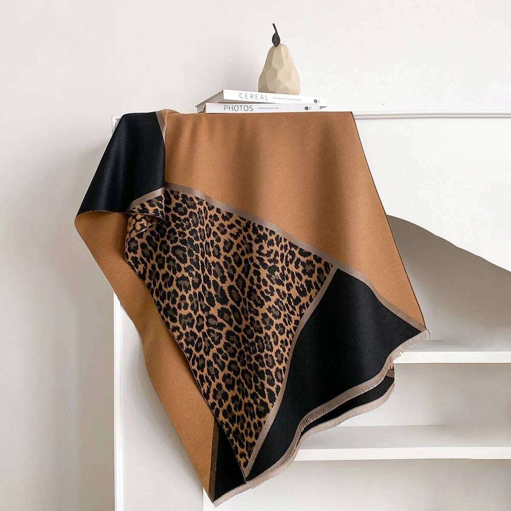 Elegant Jacquard Leopard Design Scarves Imitation Cashmere Soft Warm Fringe Shawl Winter Coldproof Windproof Blanket Scarf Z260226