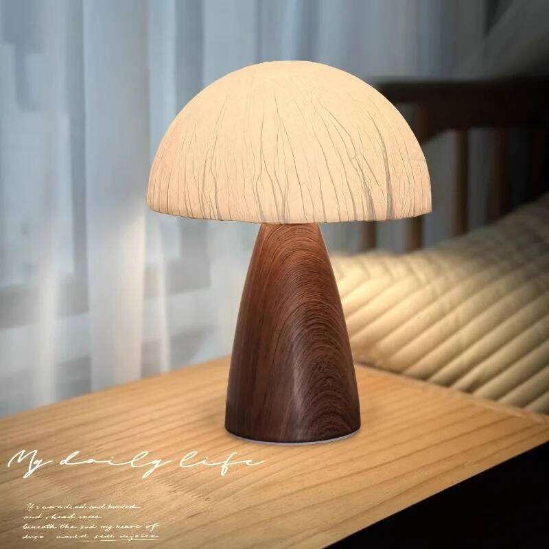 Mushroom table medieval 2024 new bedside lamp light luxury high-end Chinese retro master bedroom atmosphere la Z260227