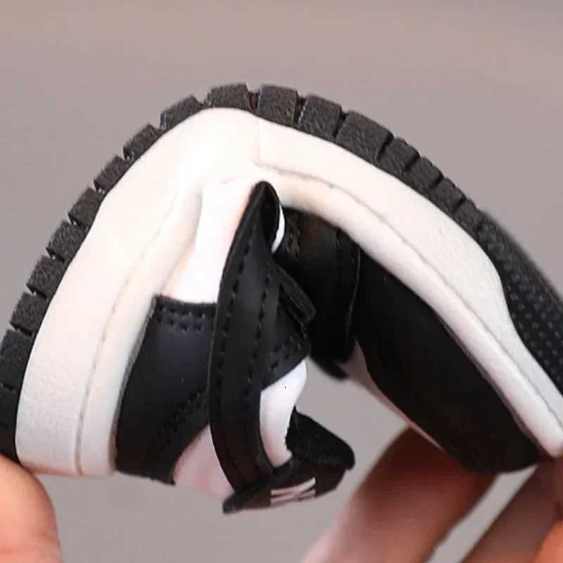 New Kids Sneakers Toddler Walking Shoes White Non-slip Breathable Casual Outdoor Board Shoes for BoysT260227