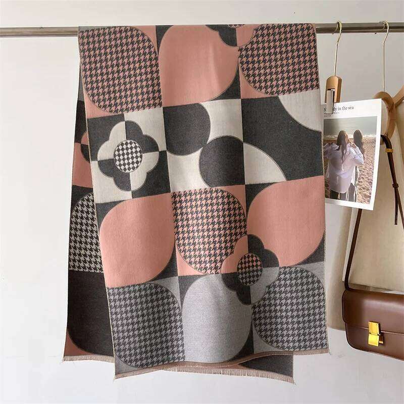 New Winter Shawl Scarves Wrap 2025 Design Cashmere Scarf Women Warm Fashion Pashmina Femal Poncho Neckerchief Echarpe Bandana Z260226