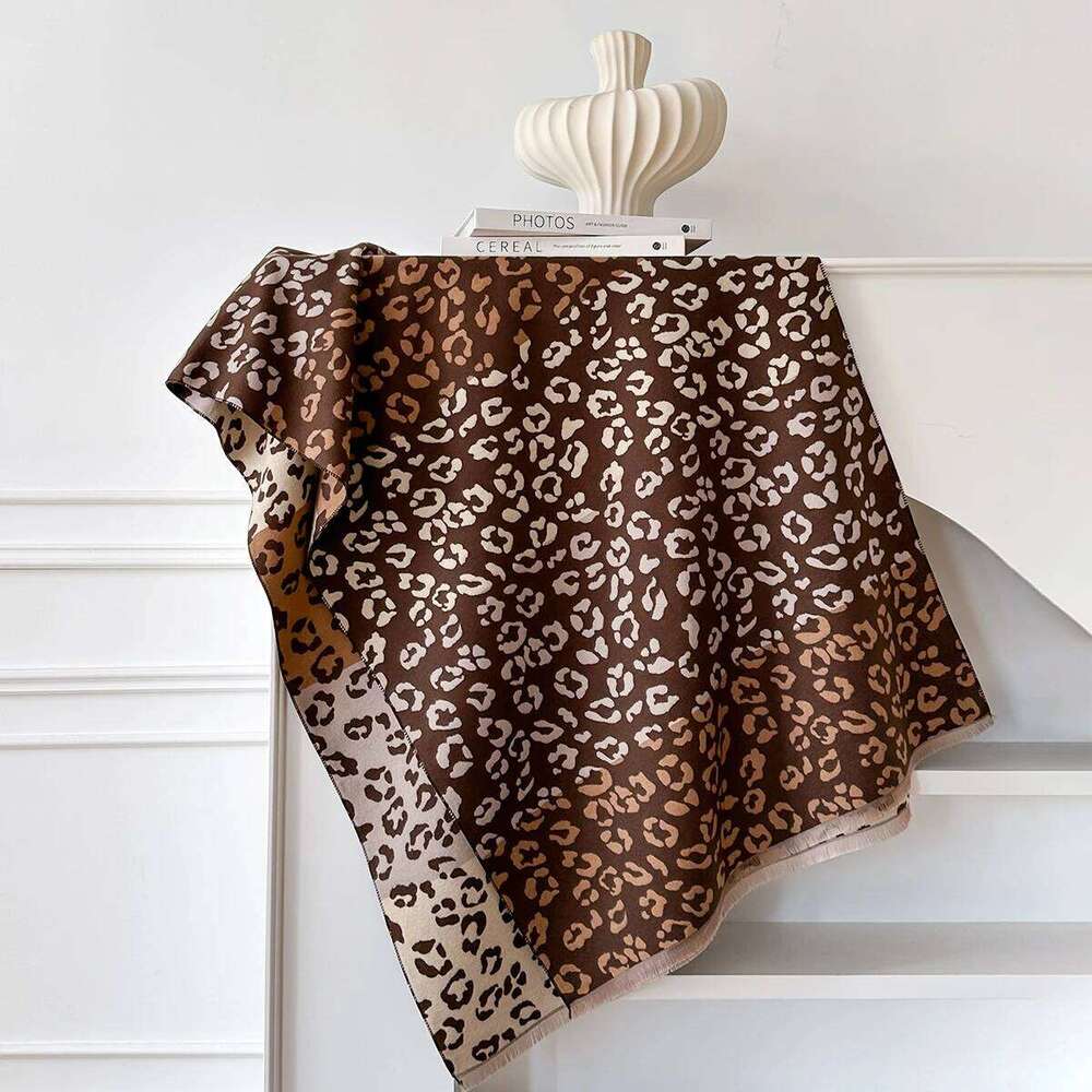 Latest Design Luxury Winter Leopard Print Imitation Cashmere Jacquard Scarves Women Thicken Wrap Shawl Ladies Pashmina Scarf Z260226
