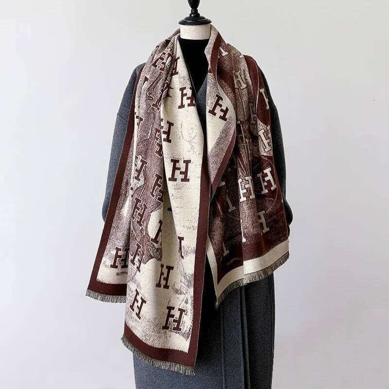 Finely detailed Luxury Winter Cashmere Scarf Women 2024 Design Warm Pashmina Poncho Scarves Female Shawl Foulard Bufanda Z260226