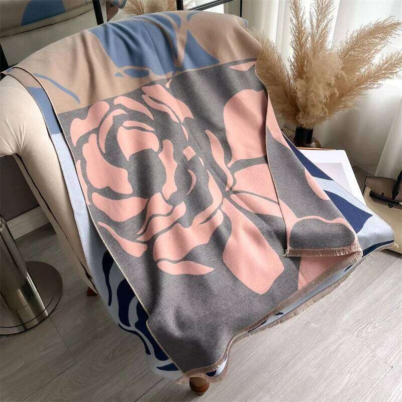 NEW Brand Warm Cashmere Poncho Shawl Scarf Luxury Print Thick Pashmina Winter Blanket Wraps Bufanda Casual Hijab Stoles Echarpe Z260226