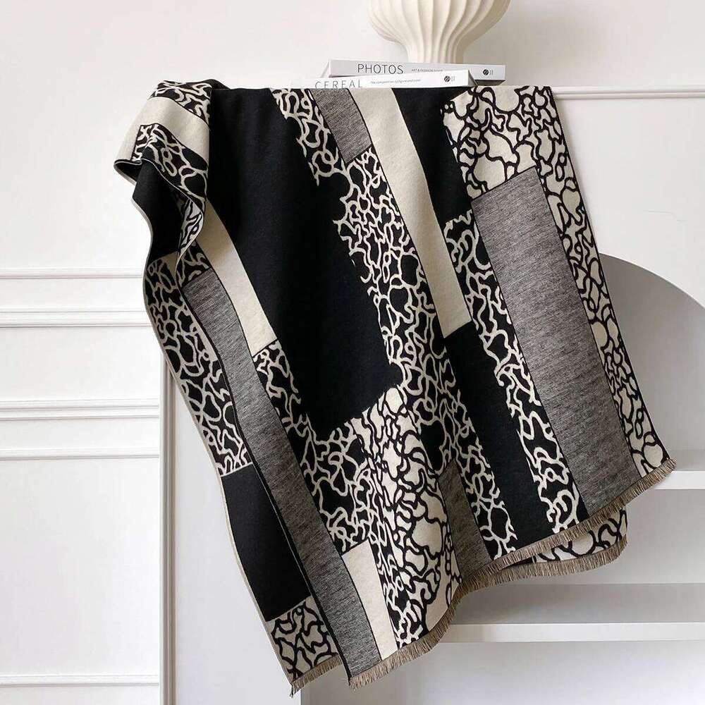 2025New Two Sided Print Women Scarf Imitation Cashmere Soft Warm Pashmina Shawl Autumn Winter Coldproof Windproof Blanket Z260226