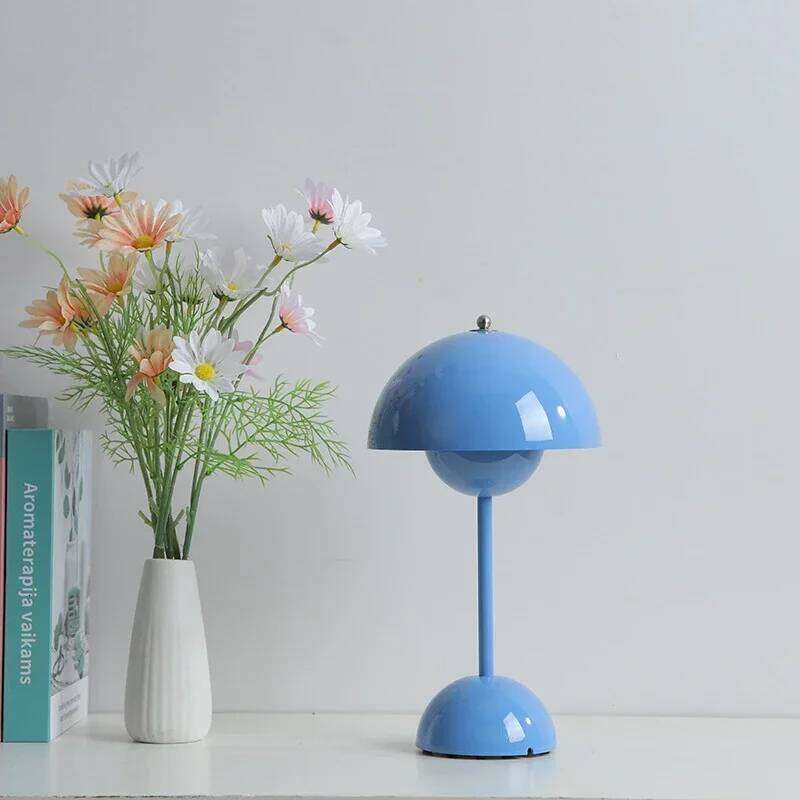 Rechargeable LED Flower Bud Touch Switch Table Lamp 3 Color Light High Quality Metal for Bedside Living Room Bedroom Z260227