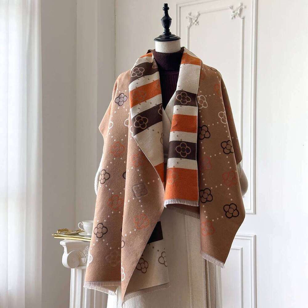 Women's Winter Versatile Trendy High-end Feel Faux Sheepskin Office Air Conditioner Scarf Thickened Warm Neck Warmer Z260226