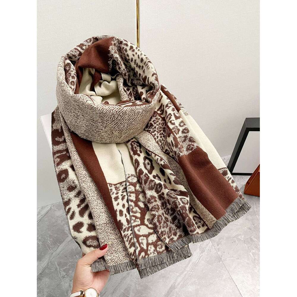 Women's Scarves Leopard Print Winter Thickened Imitation Cashmere Shawl Neck Protection Warm Soft Fashion Large Shawls Z260226