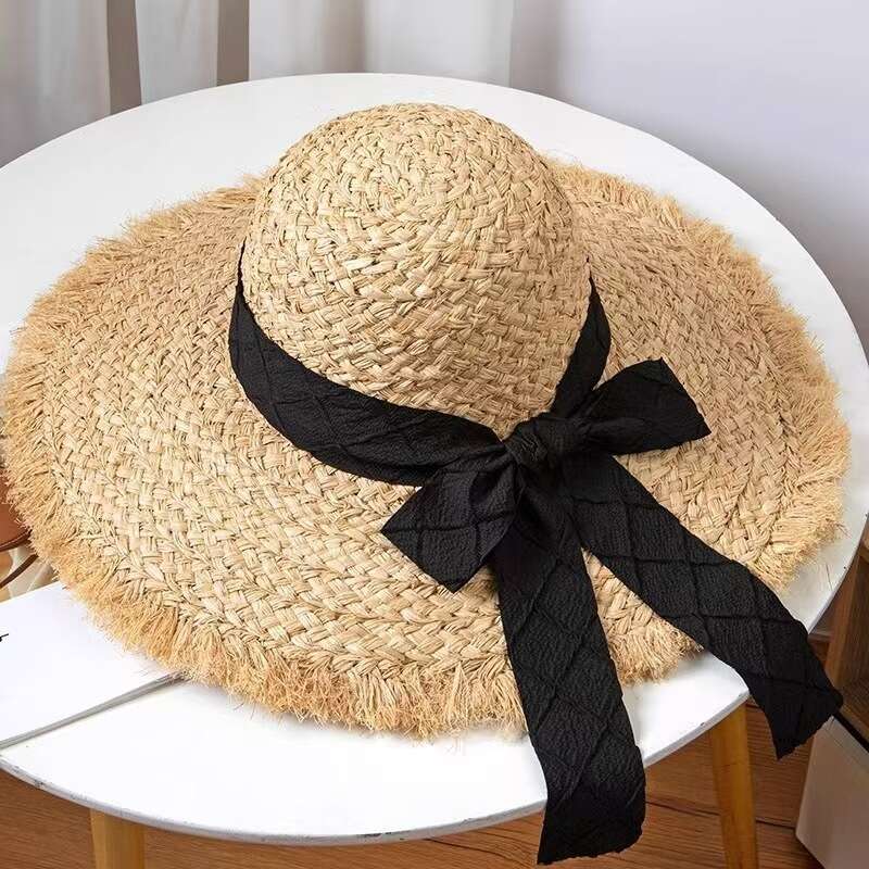 Hand-woven wide-brimmed hat Women's fashionable accessories Breathable Suitable for summer trips and pool parties