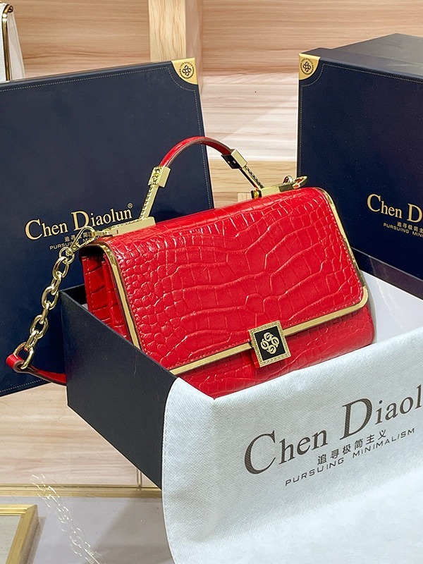 Light luxury brand handmade bag for women, 2024 summer new commuting diagonal cross bag, leather high-end feel handbag, shoulder bag