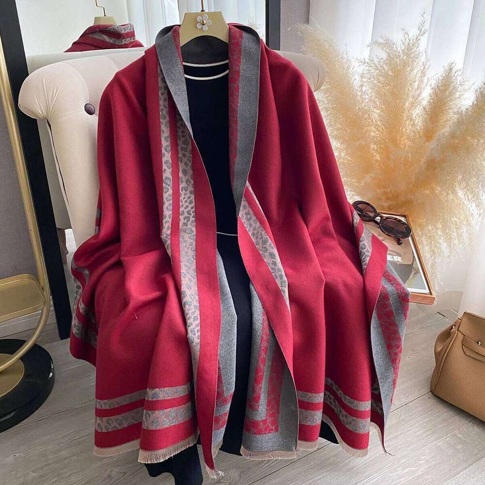 Women Winter Warm Luxury Imitation Cashmere Scarves Solid color Fashion Shawl Wrap Ladies Blanket Foulard Pashmina Bandana Scraf Z260226