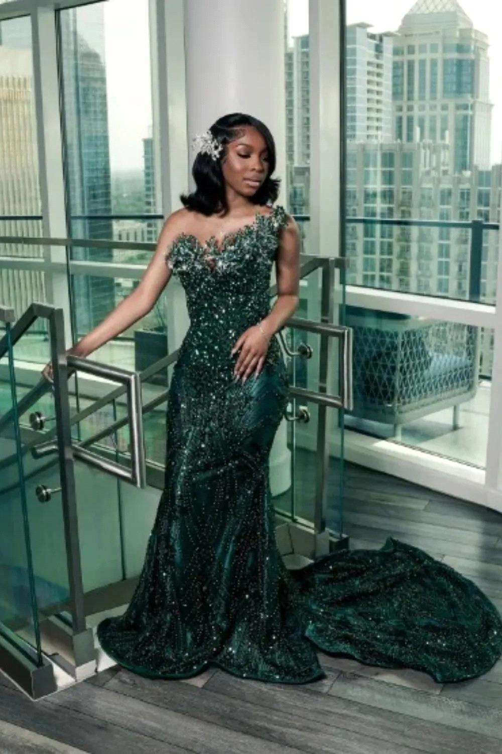 Attractive Emerald Green Mermaid Prom Dress Sexy Sheer Strapless Beaded Lace Appliqued Evening Gowns Formal Occasion Gala Robe de soriee de bal 4F27BC