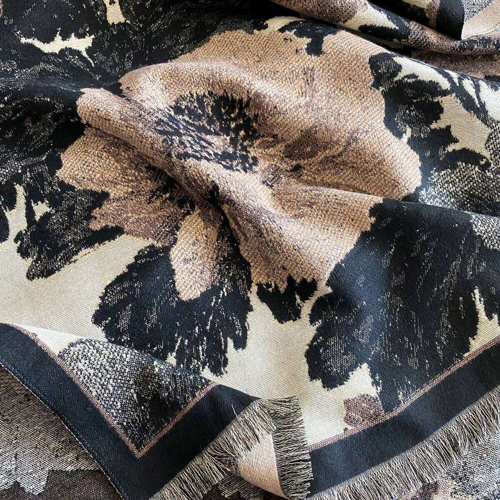 Women Winter Thick Warm Faux Cashmere Fashionable Luxurious Blanket Scarf Patterned with Design Z260226