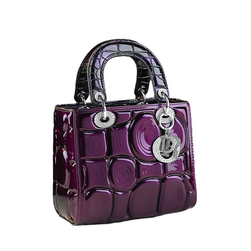 Vintage Genuine Leather European and American Cross-Border Fashion Handbag Princess Diana Style Women's 2025 New High-End Export Single Shoulder 
