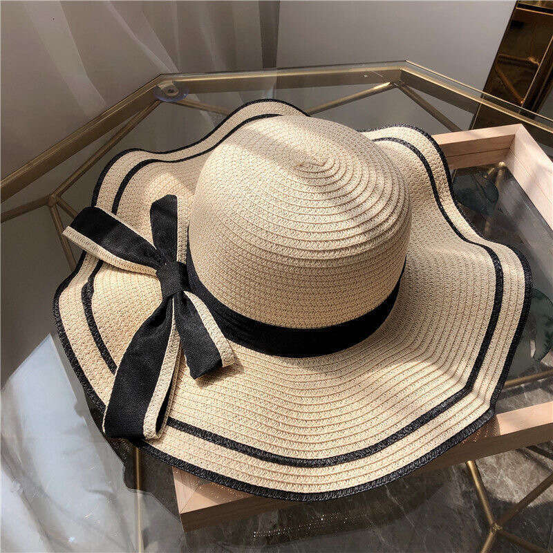 Fashion Accessories Hat Women's Elegant Wavy Brim Straw Floppy Hat with Black Bow UV Protection for Summer Trips Pool Parties Holiday Beach