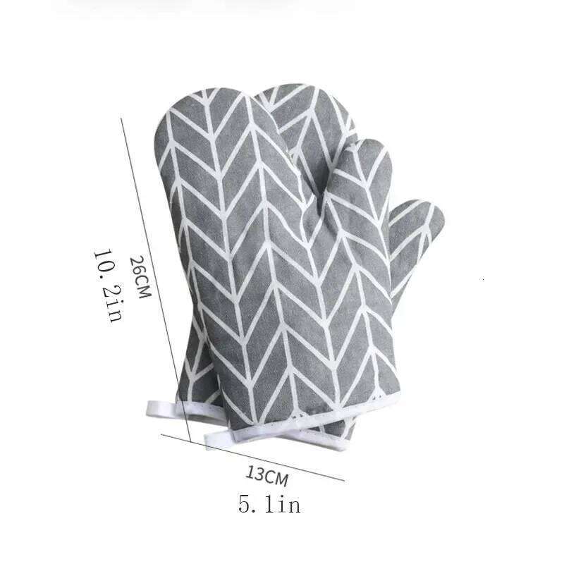 Heat-Resistant Microwave Oven High-Temp Insulated Gloves Chevron Pattern Soft Fabric Wrist Straps Kitchen Tools