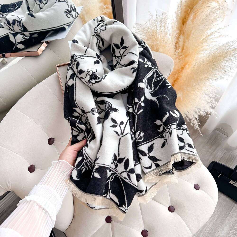 Women's Floral Print Cashmere Scarf Warm Autumn Winter Hijab Pashmina Shawl Wrap Fashionable Headscarf for Modesty Z260226
