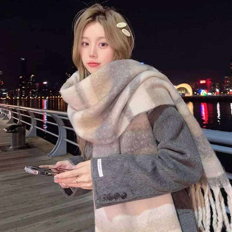 Maillard Korean Design Style Scarf, Winter Imitation Cashmere Shawl for Women, High-end Warm Retro Fashion Versatile Accessory Z260226