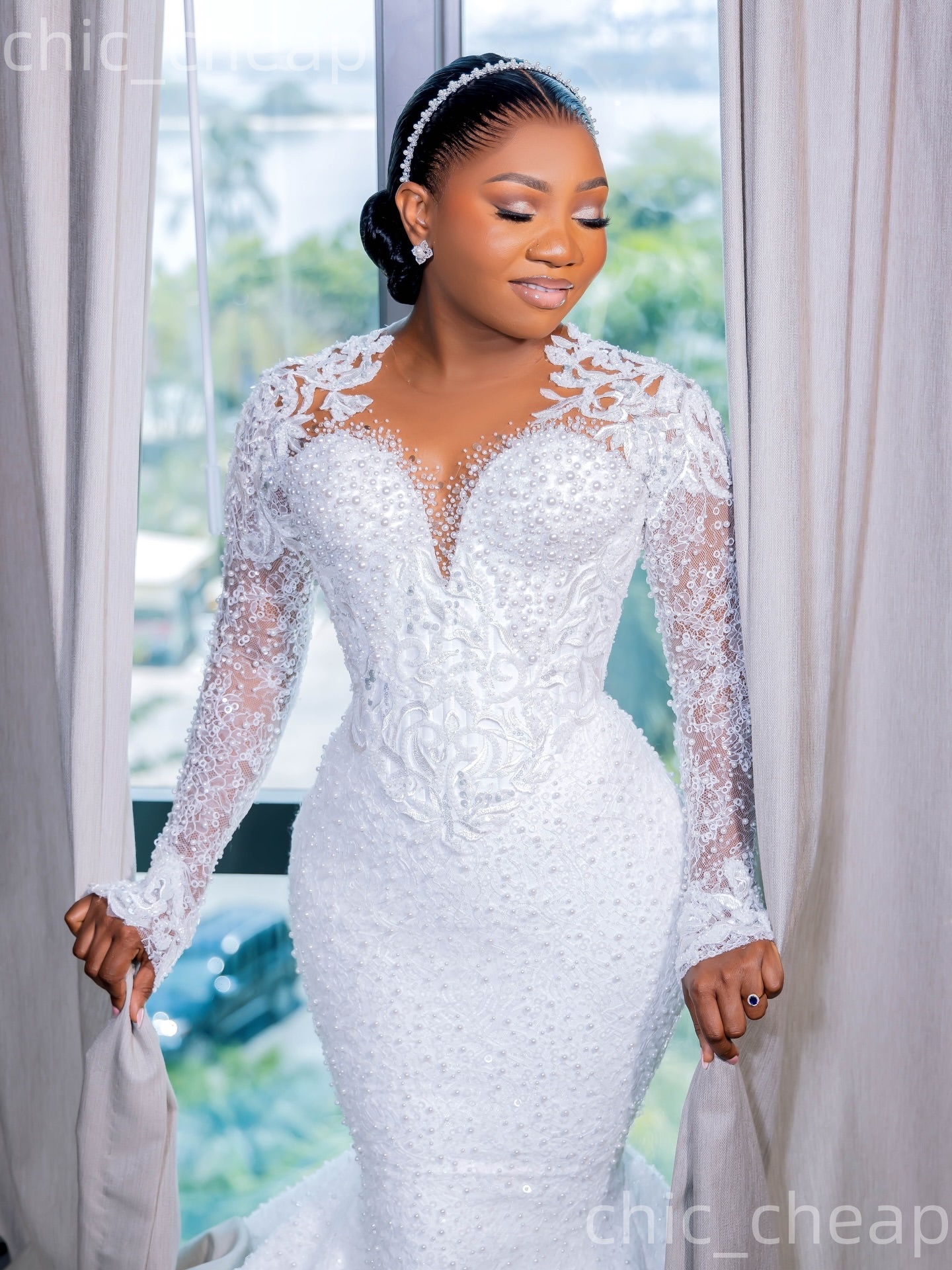 African Aso Ebi 2026 Ivory Mermaid Wedding Dress Pearls Lace Sheer Neck Full Sleeves Sequined Vintage Charming Bridal Gowns Dresses ZJ0277