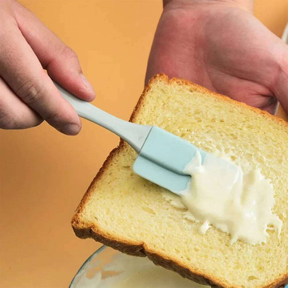 3Pcs Cream Scraper DIY Bread Cake Butter Mixer Oil Brush Kitchen Baking Tool Silicone Spatula Non-stick