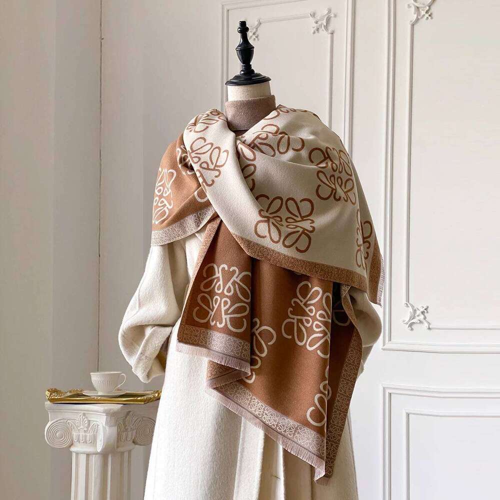 2025 New Women's Warm Simple Imitation Cashmere Scarf Thick Shawl Jacquard Fashion Autumn and Winter Z260226