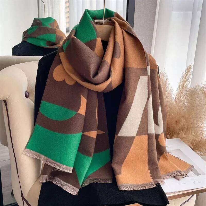 2026 New Ladies Autumn Floral Scarf Women Winter Warm Cashmere Scarves Girls Sweet Soft Pashmina Shawl Outdoor Sun Shawls Z260226