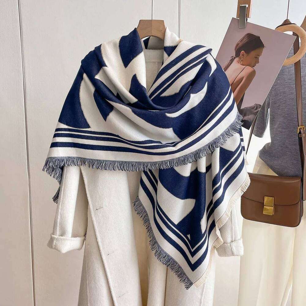 Imitation Winter Warm Wrap Women's Silk Wool Square Fashion Shawl Ladies Cashmere Scarf Neck Z260226