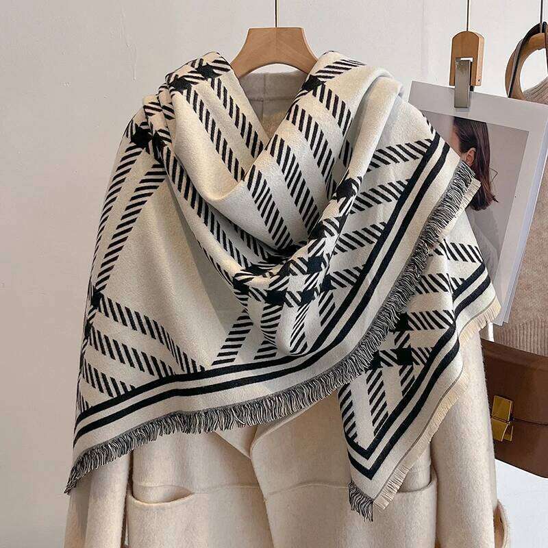 2025 Women's Luxury Brand Cashmere Winter Scarf - Vintage Printed Shawl with Tassels, Pashmina Wrap & Bandana Poncho Z260226