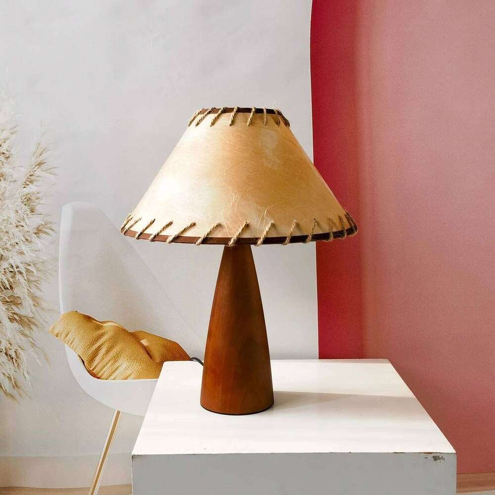 century solid wood table blogger bedroom texture new Chinese style retro atmosphere bedside lamp Z260227