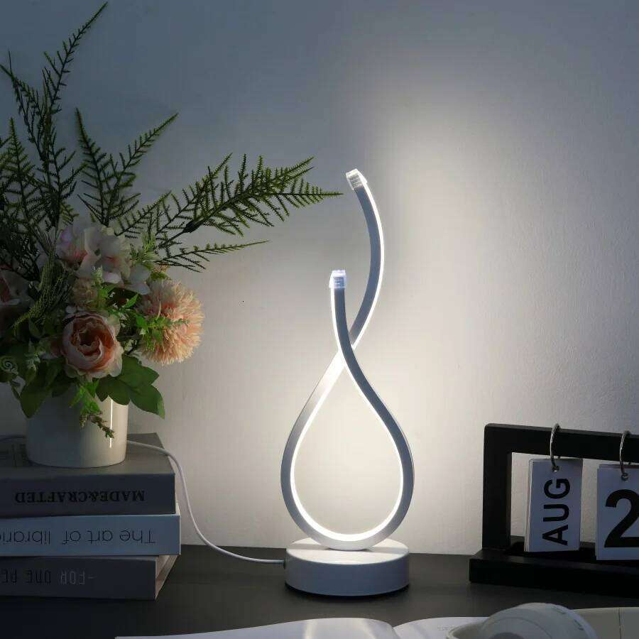 1PC Creative Modern Elegant White LOVE Gesture Desktop Lamp, USB Power Supply - Three-color Lighting, Suitable for Various Occas Z260227