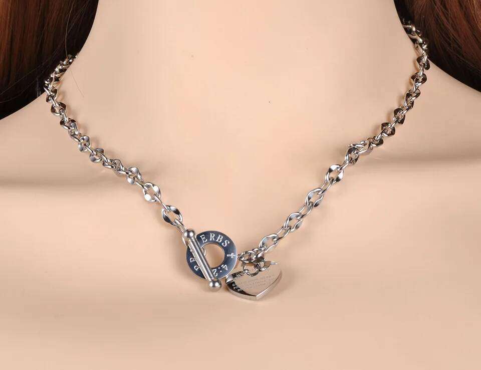 Titanium Stainless Steel Heart Charm Pendant Necklaces Jewelry Classic Love Bible Proverbs O Chain Necklace