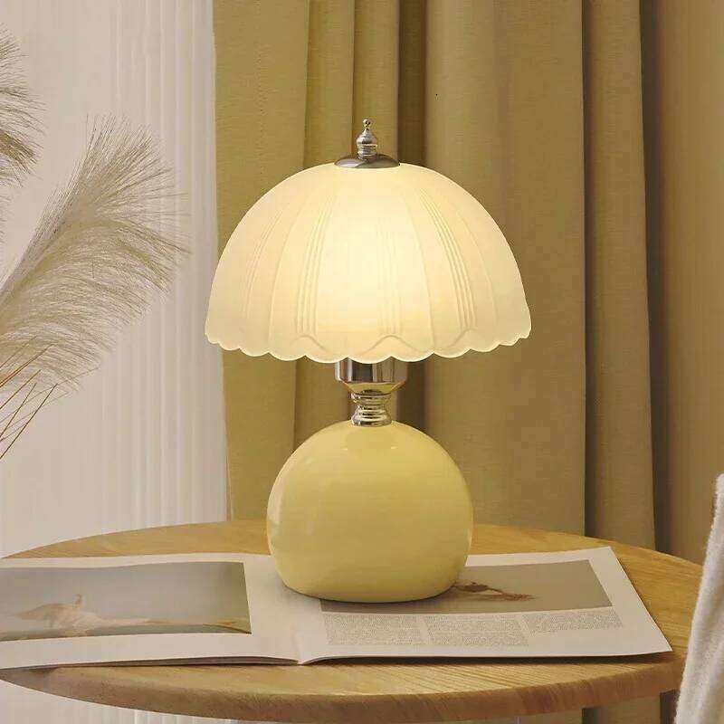 Classic Modern Art Bedroom Bedside Decorative Table Lamp Flower Bud Desk Lamps Night Light Z260227