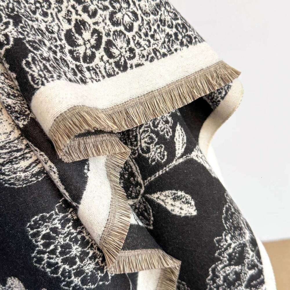 Brand's Elegant Double-Sided Printed Pashmina Scarf Ultra Soft Warm, Featuring Fringe, Autumn and Winter Outdoor Essential Z260226