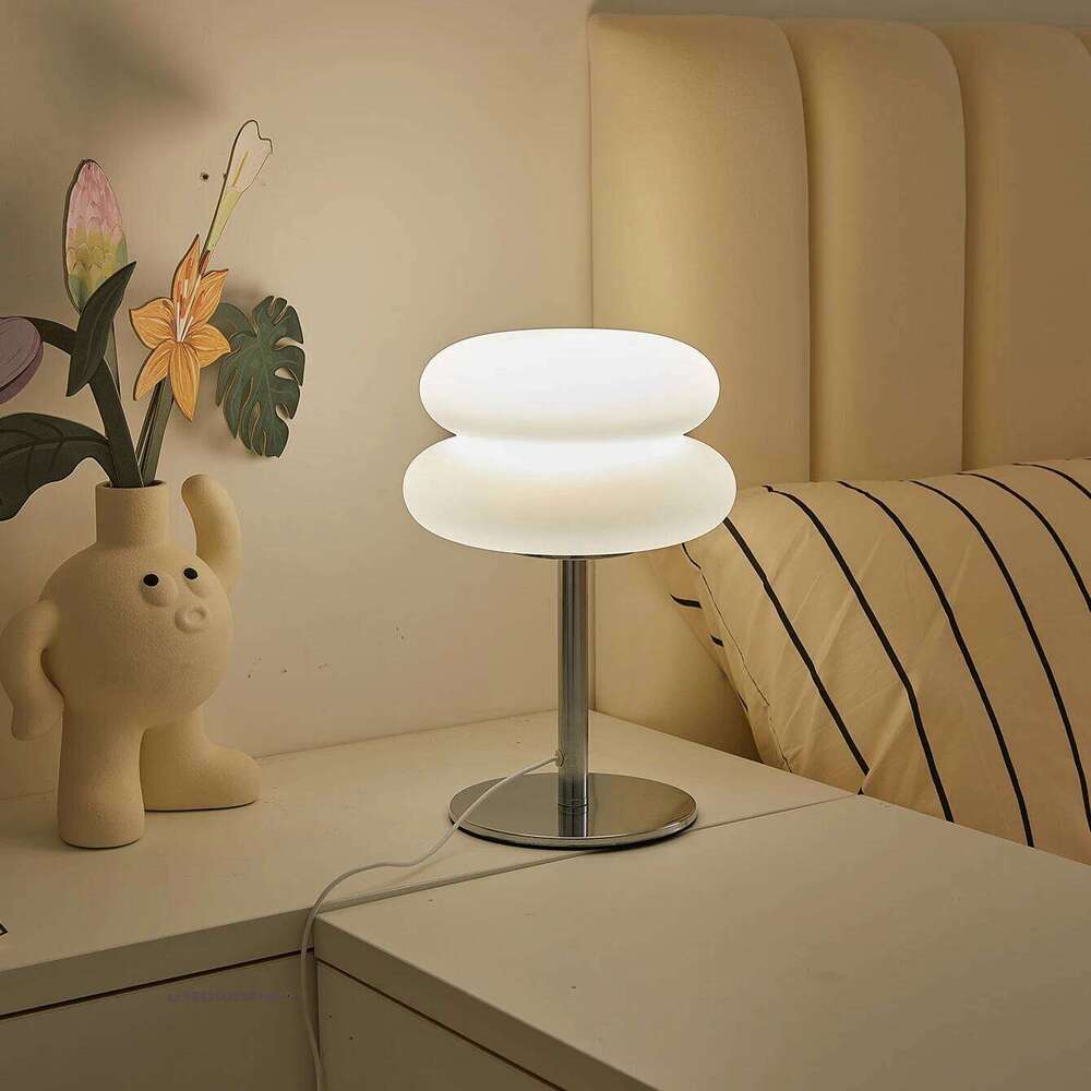 Cream table plastic lampshade bedroom bedside decorative lamp USB plug tri color dimming living room study atmosphere light Z260227