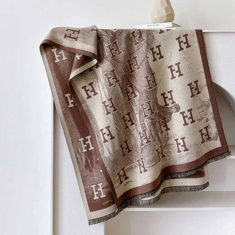 Finely detailed Luxury Winter Cashmere Scarf Women 2024 Design Warm Pashmina Poncho Scarves Female Shawl Foulard Bufanda Z260226