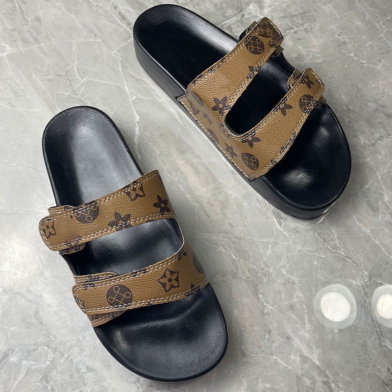 Men's Slippers Sandal Letter Slide Women's Slippers Daily Casual and Fashionable Shower Slippers Beach Vacation Sliders