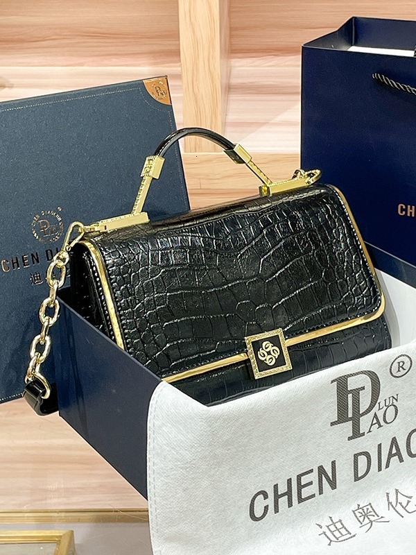 Light luxury brand handmade bag for women, 2024 summer new commuting diagonal cross bag, leather high-end feel handbag, shoulder bag