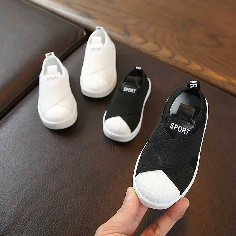 2024 Kids Slip-On Sneakers Shell Toe Comfortable Baby Shoes for Boys Girls 1-6 Years Student Trainers E08104T260227