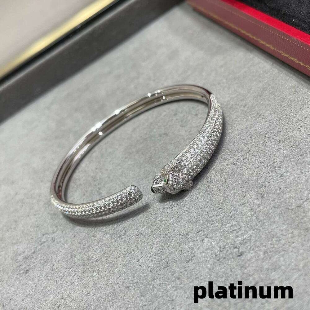 Women's Designer Open-Cuff Bracelet Green-Eyed Leopard Head Bracelet Women's Holiday Gift