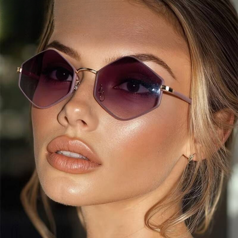 Small Steampunk Hexagon Sunglasses Women 2025 Luxury Brand Polygon Irregular Punk Sun Glasses Lady Metal Frame Eyewear ddmythur
