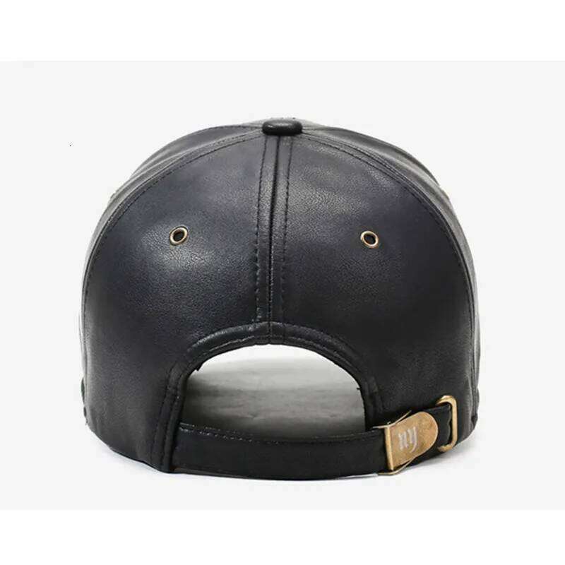 New Winter Plush Thickened Warm Baseball Caps For Men Faux Velvet Coldproof PU Leather Adjustable Size Snapback Cap Z260226
