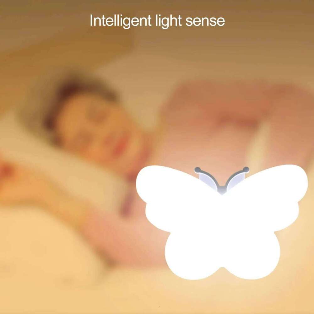 Butterfly Plug Into Wall Auto Dusk to Dawn Smart Sensor Night Light for Living Room Bedroom Bathroom Kids 220V EU Z260227