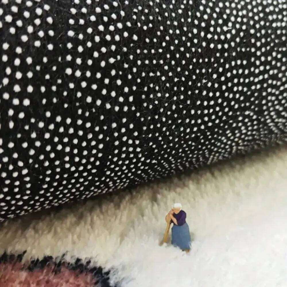 VIKAMA Christmas Gingerbread House Wool-like Carpet Water-Resistant Soft Bath Mat Bedside Rug for Bedroom Winter Home Decoration H260226